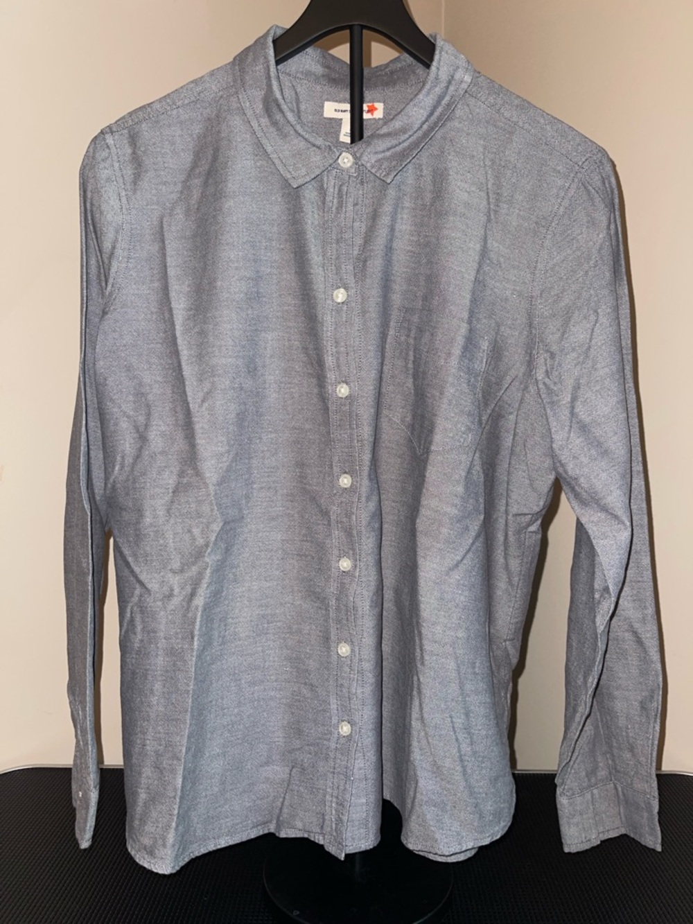 Women’s Light Blue Button-Up Shirt - Classic Long Sleeve Old Navy size XL